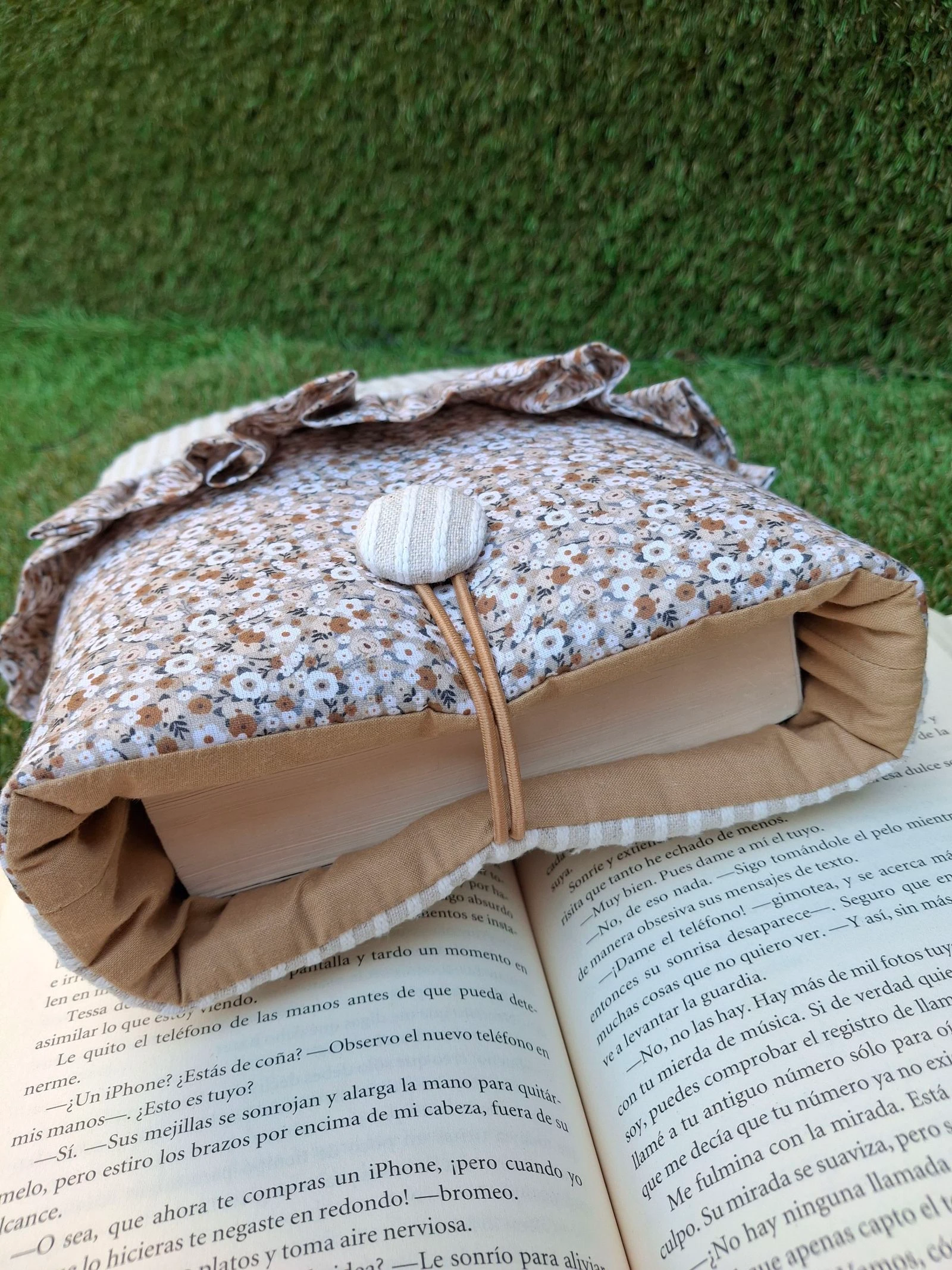 Célula para livro acolchoada feita à mão – photo 2